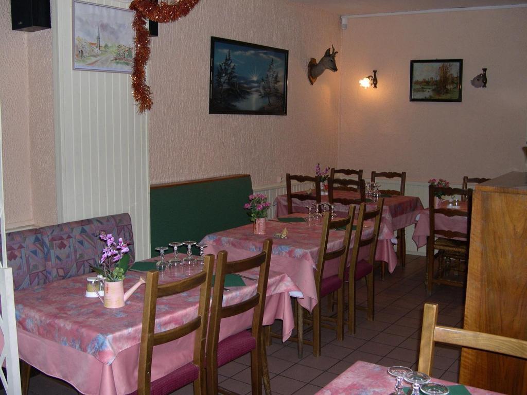 Hotel Restaurant De La Poste A Gérardmer Eksteriør billede